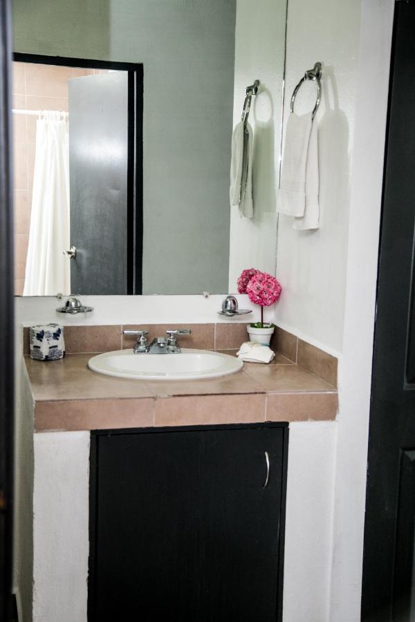 Booking Dioh Monterrey Esterno foto