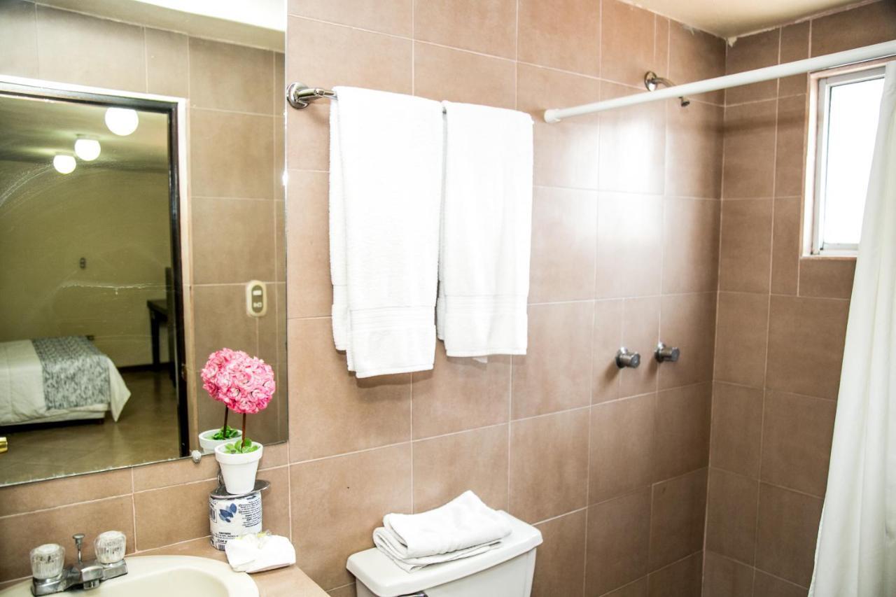 Booking Dioh Monterrey Esterno foto