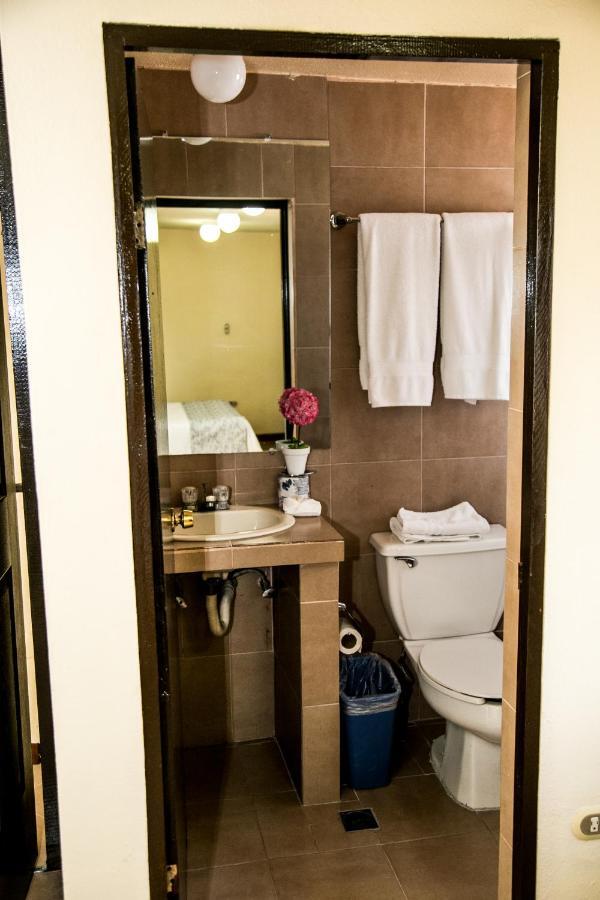 Booking Dioh Monterrey Esterno foto