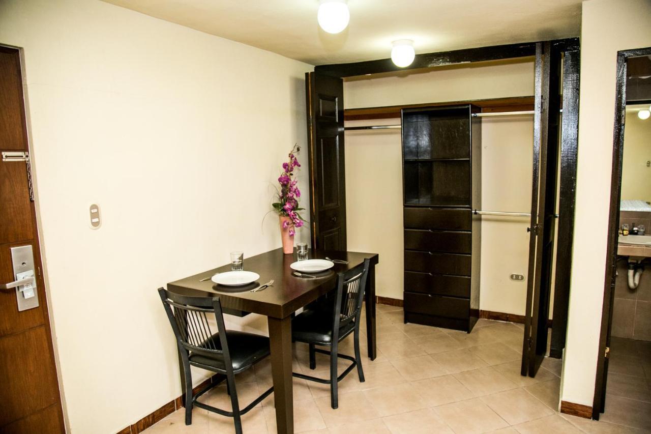 Booking Dioh Monterrey Esterno foto