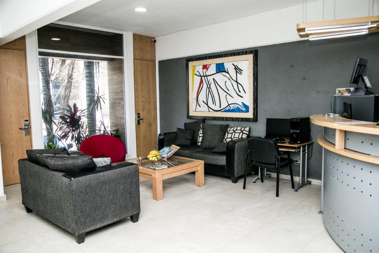 Booking Dioh Monterrey Esterno foto
