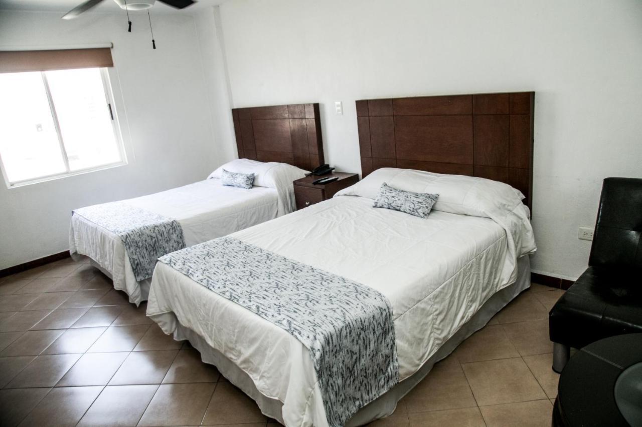 Booking Dioh Monterrey Esterno foto