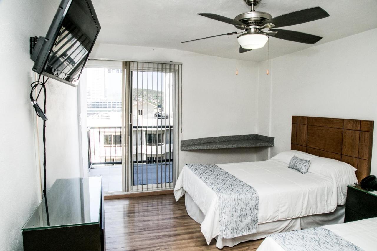 Booking Dioh Monterrey Esterno foto