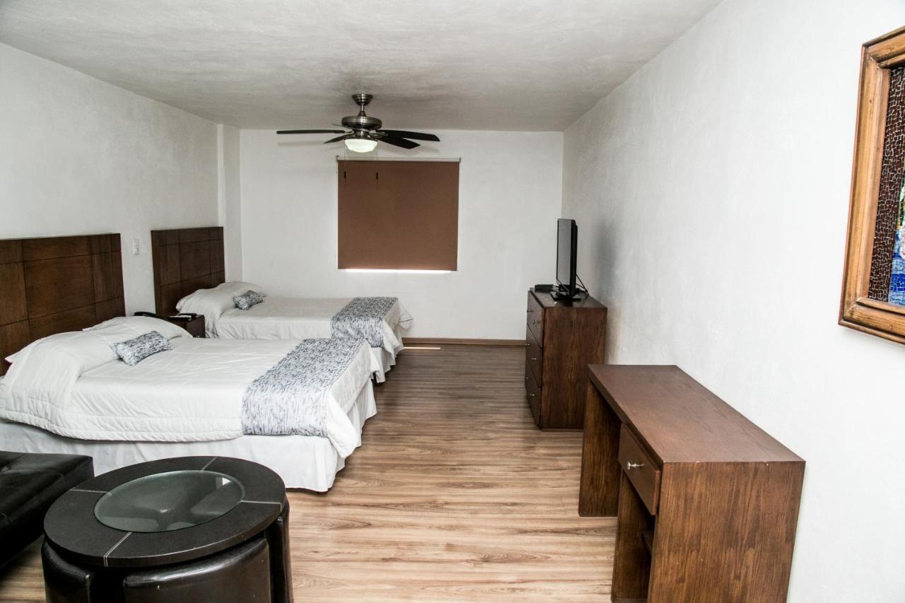 Booking Dioh Monterrey Esterno foto