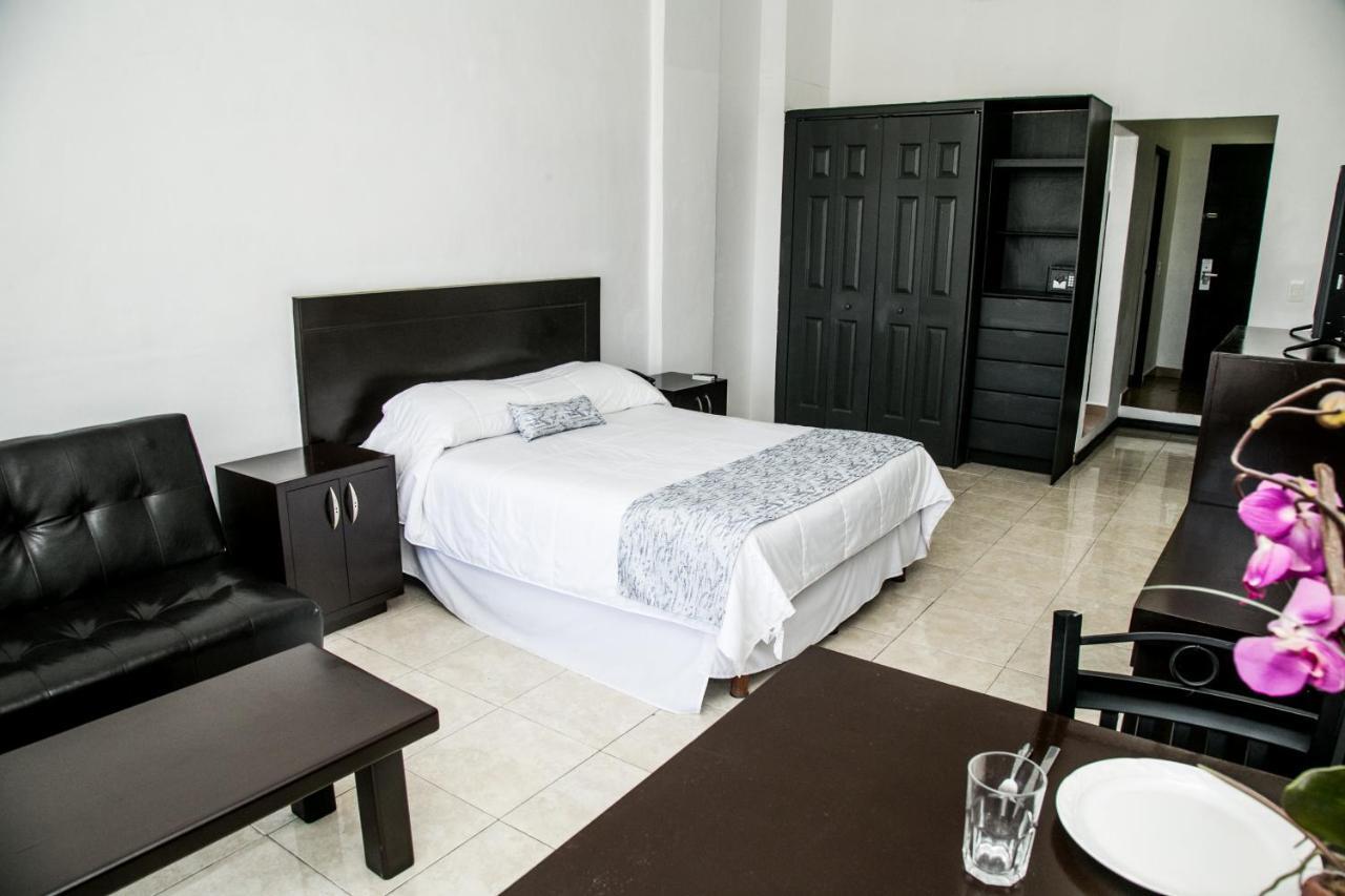 Booking Dioh Monterrey Esterno foto